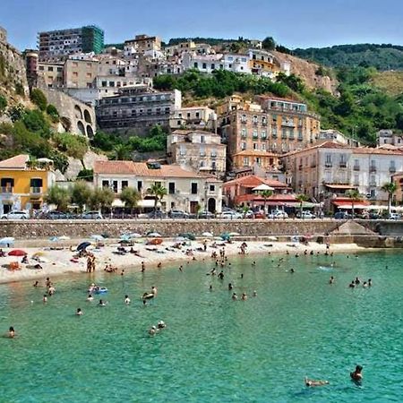 Casavacanzeivana Pizzo  Buitenkant foto